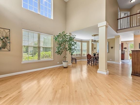 3rd image of 2636 Bainbridge Blvd