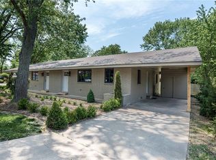 303 NW F St, Bentonville, AR 72712