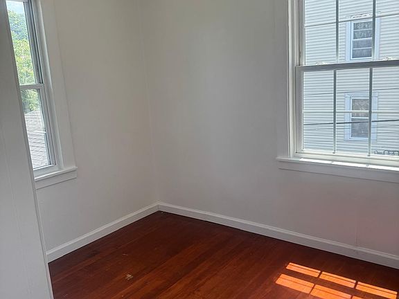 4th image of 4 Goshen St #4