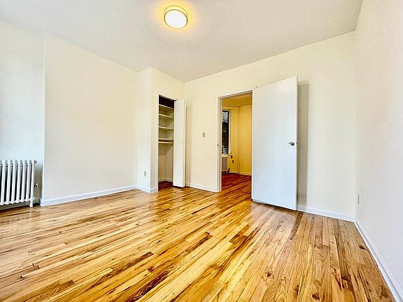 3rd image of 640 E 14th St APT 14