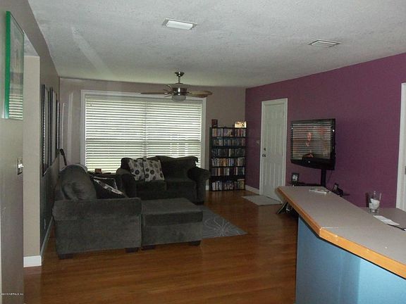 5th image of 4822 Colonial Ave
