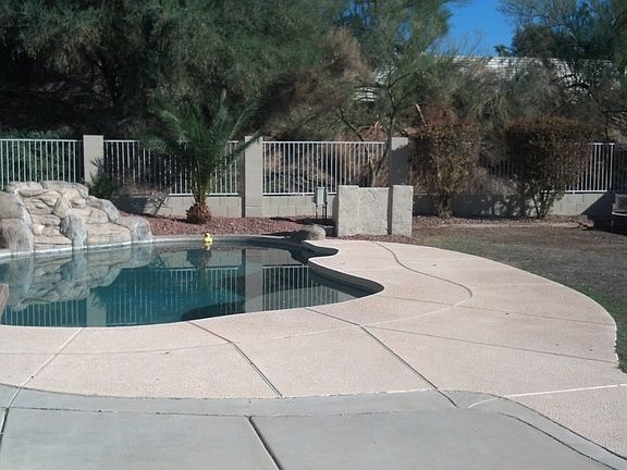 5th image of 18365 N 111th Dr