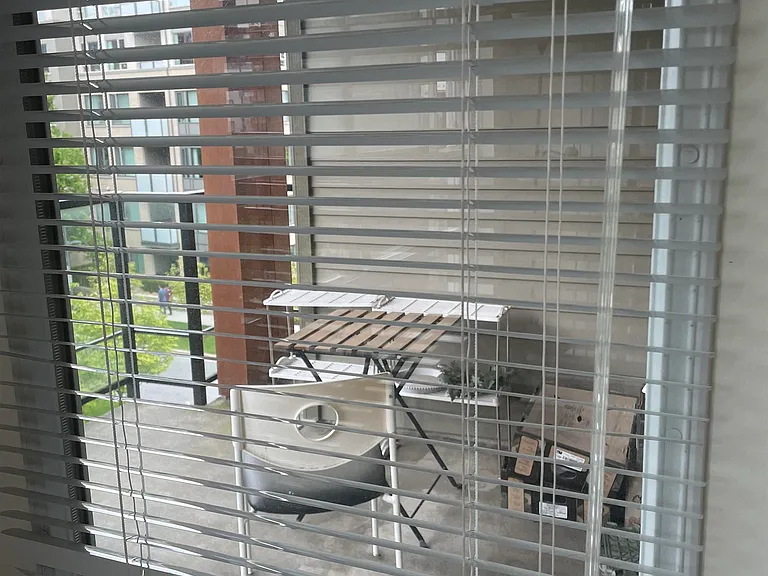 6033 Gray Ave #517 — Photo 4