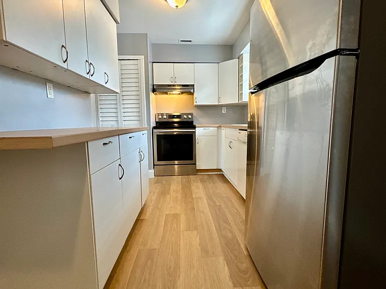 3045 Aaron Burr Ave #D — Photo 8