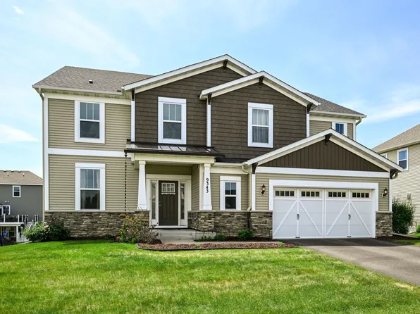 9343 Compass Pointe Rd, Woodbury, MN 55129