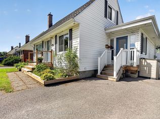 779 Halstead St, Ottawa, ON K1G1M5