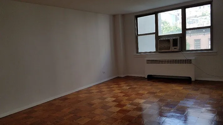 Rented by Wave Real Estate Group | media 20