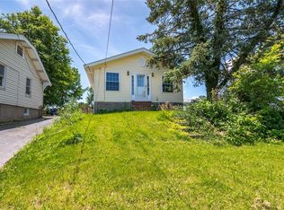 10588 Lackland Rd, Saint Louis, MO 63114