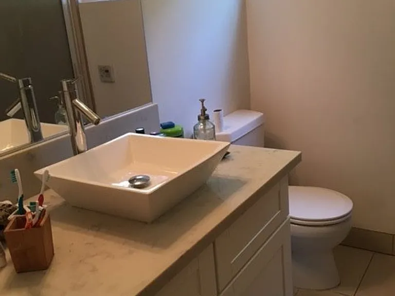 871 Park Ave — Photo 6