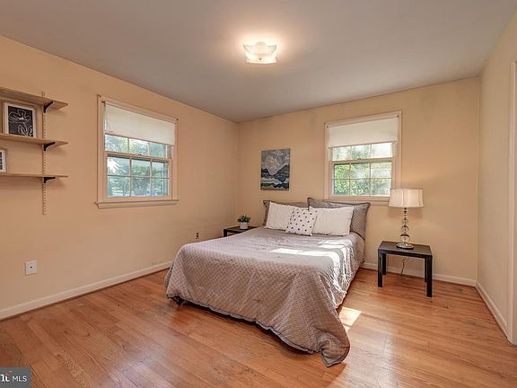 5th image of 6346 Beechwood Dr