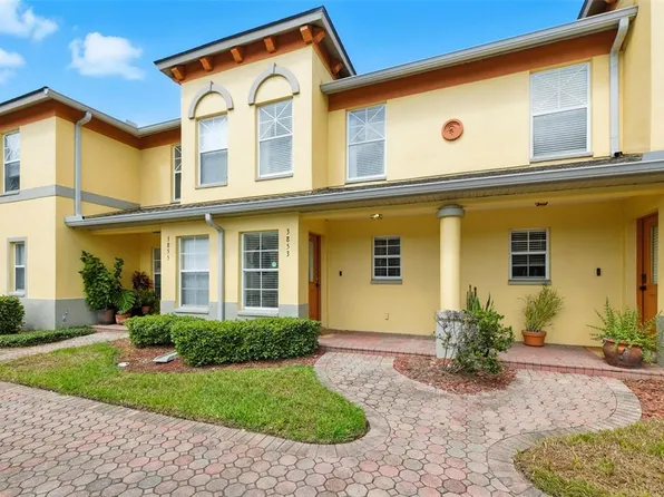 3853 Island Way St, Saint Petersburg, FL 33705