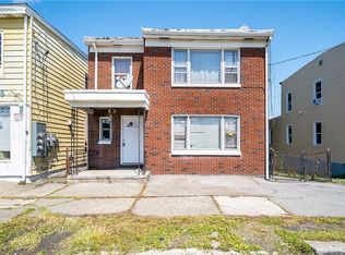 374 Washington St, Newburgh, NY 12550