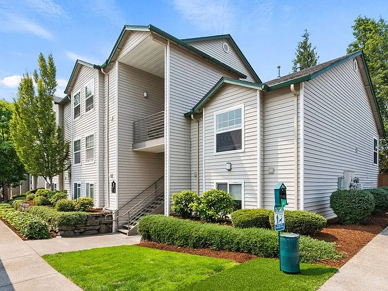 Avalon Park Apartments