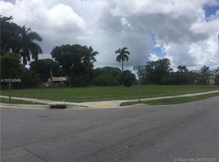 635 Lucy St, Florida City, FL 33034