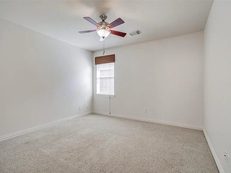 7814 Heron Lakes Dr — Photo 41