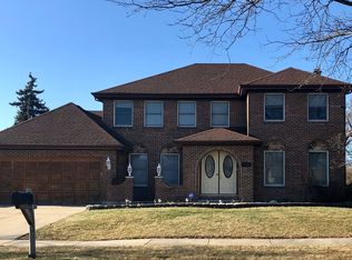 1112 N Honey Hill Rd, Addison, IL 60101