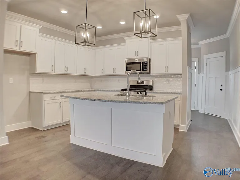 439 Ripple Lake Dr SW — Photo 3