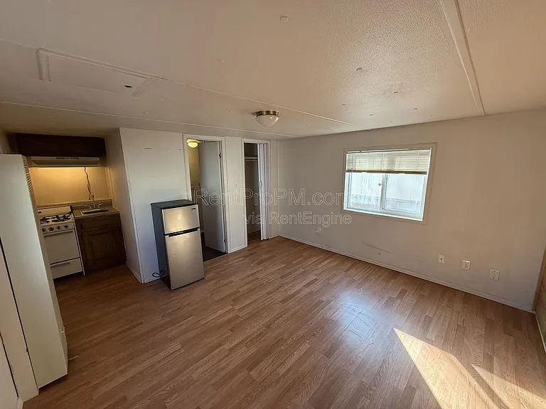 Stonecrest Rentals — Photo 8