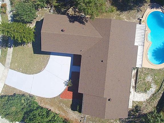 2nd image of 21 Apple Hill Holw