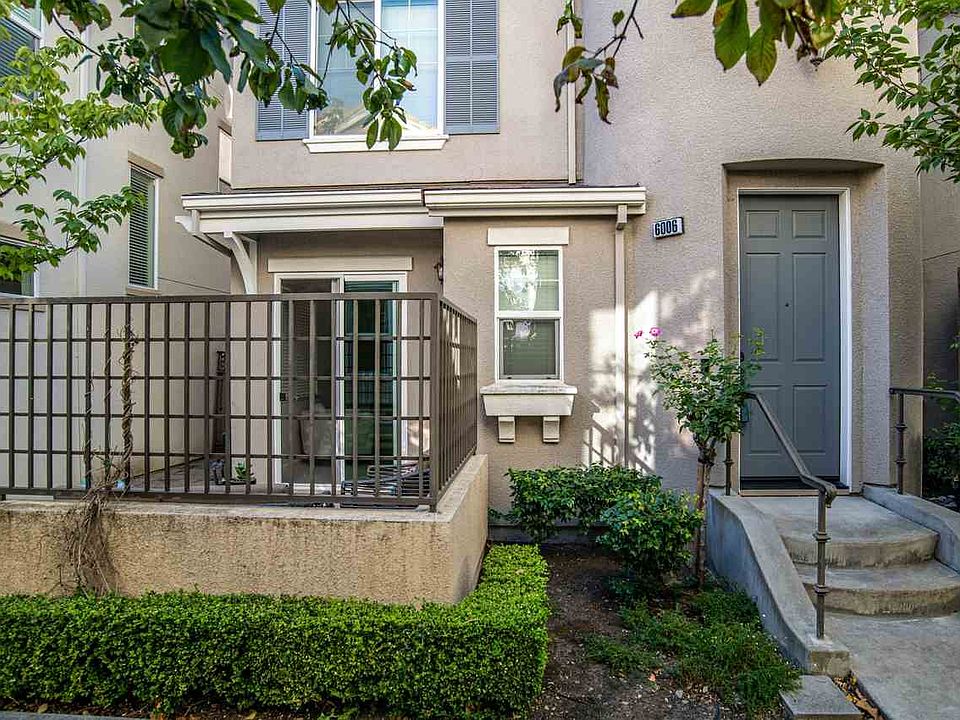 2nd image of 6006 Hillbrook Pl