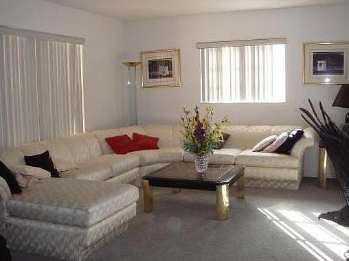 2nd image of 1121 Anastasia Ave