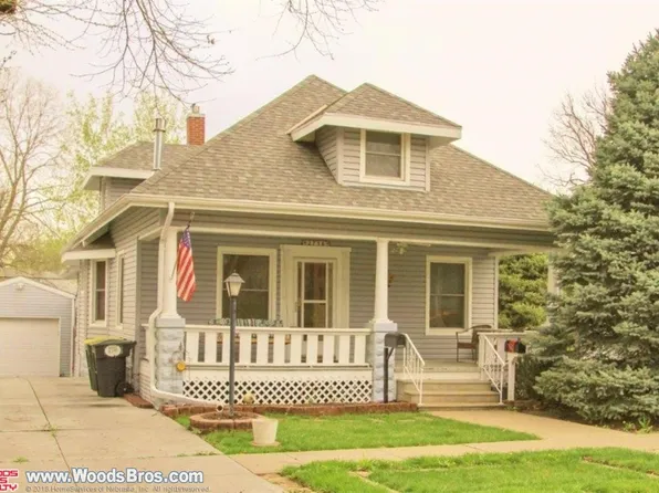 2718 Everett St, Lincoln, NE 68502