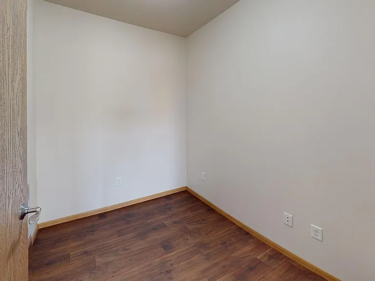 Westport Apartments — Photo 40