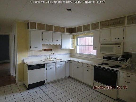5th image of 105 Circle Dr