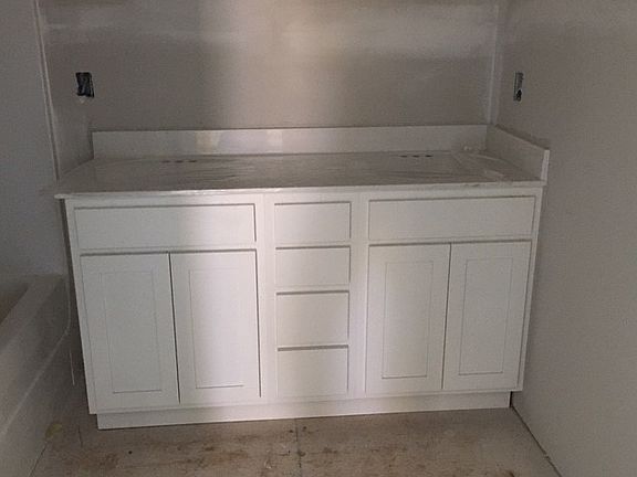 5th image of 110 Anna Ln