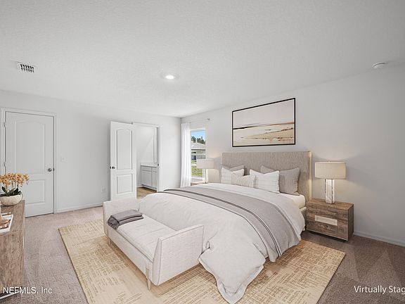 3rd image of 6918 MYRTLE OAK Road