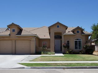 5559 N Olinda Ave, Fresno, CA