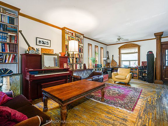 3rd image of 204 Yarmouth Rd