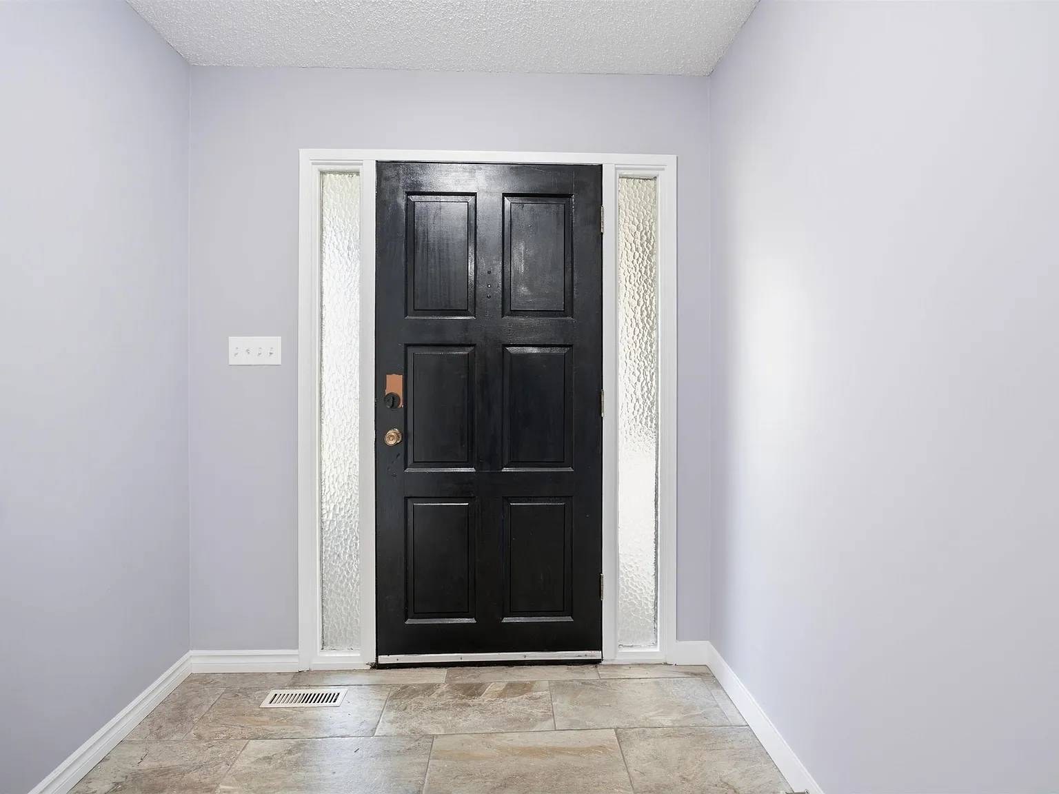 6 bed, 4.0 bath, 2314 sqft, $2,800 — Photo 4