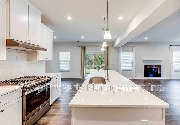 317 Wyandot Way — Photo 5