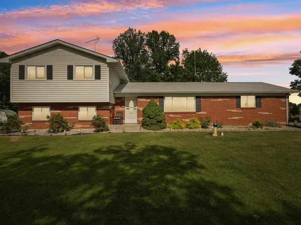 226 E County Road 951 S, Clayton, IN 46118