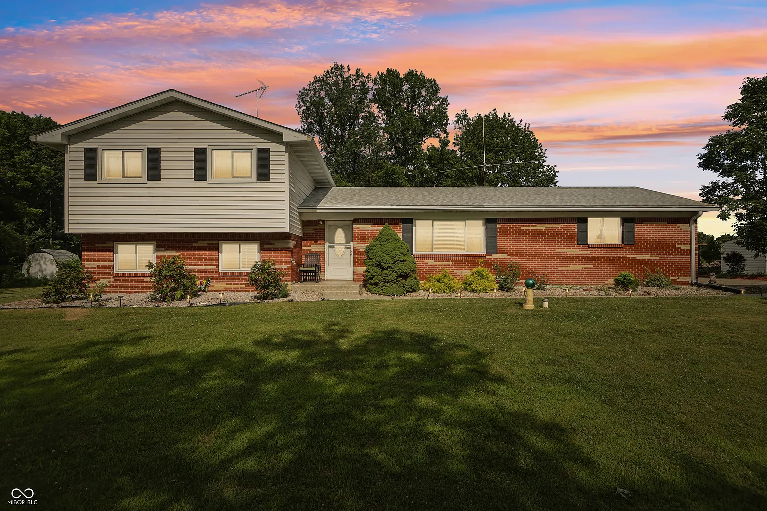 226 E County Road 951 S photo 1