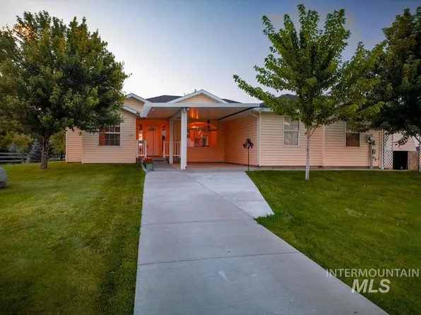 611 Pioneer Mountain Loop #A, Jerome, ID 83338