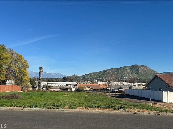 2nd image of 0 Rosedale Ave