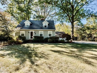 2750 Canterbury Rd, Westlake, OH, 44145