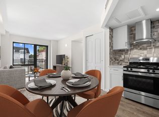 214-10 15th Ave #2D, Bayside, NY 11360