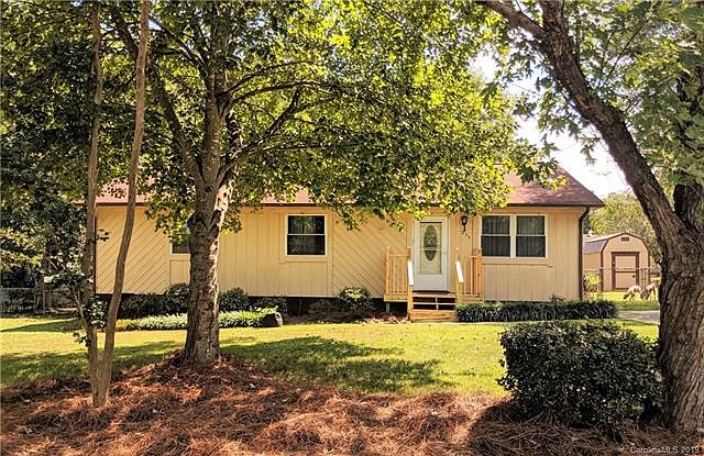 1st image of 225 King David Ln