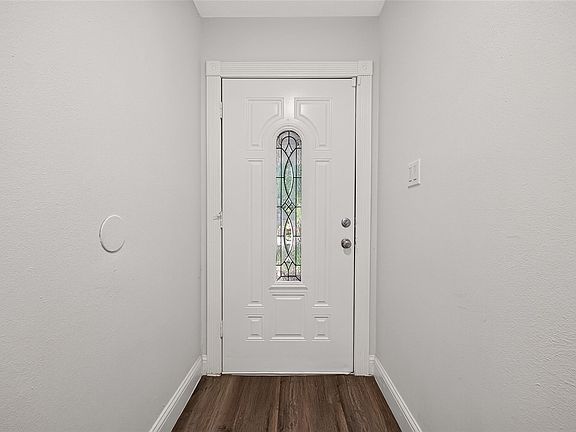 5th image of 11443 Newbrook Dr