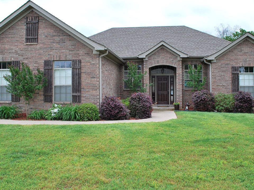 1st image of 2325 Wilmington Dr