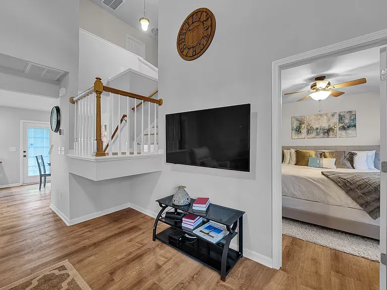 8017 River Gold Ln — Photo 3