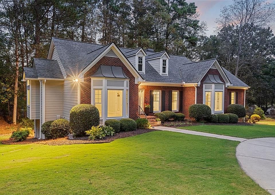 1st image of 2265 Catalonia Ln NW