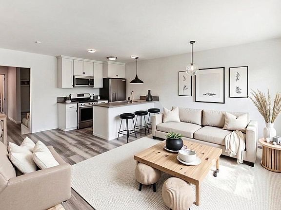 4th image of 6322 Reseda Blvd #103N