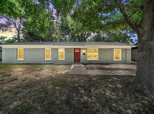 3785 N Hills Dr, North Richland Hills, TX 76117