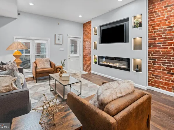 605 N Belnord Ave, Baltimore, MD 21205