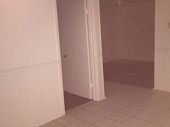 2nd image of 107 Gordon St