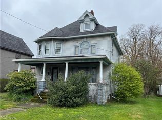 418 State St, Conneaut, OH 44030